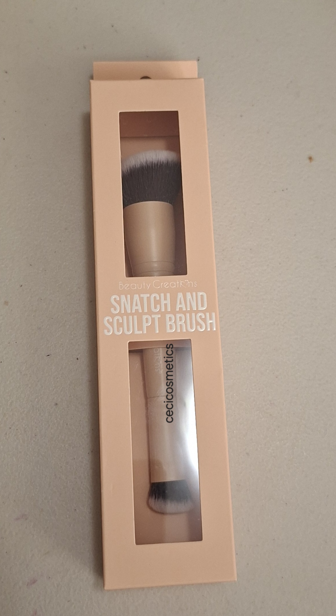 Imagen de Brocha dual De Maquillaje Para Controno E Iluminad